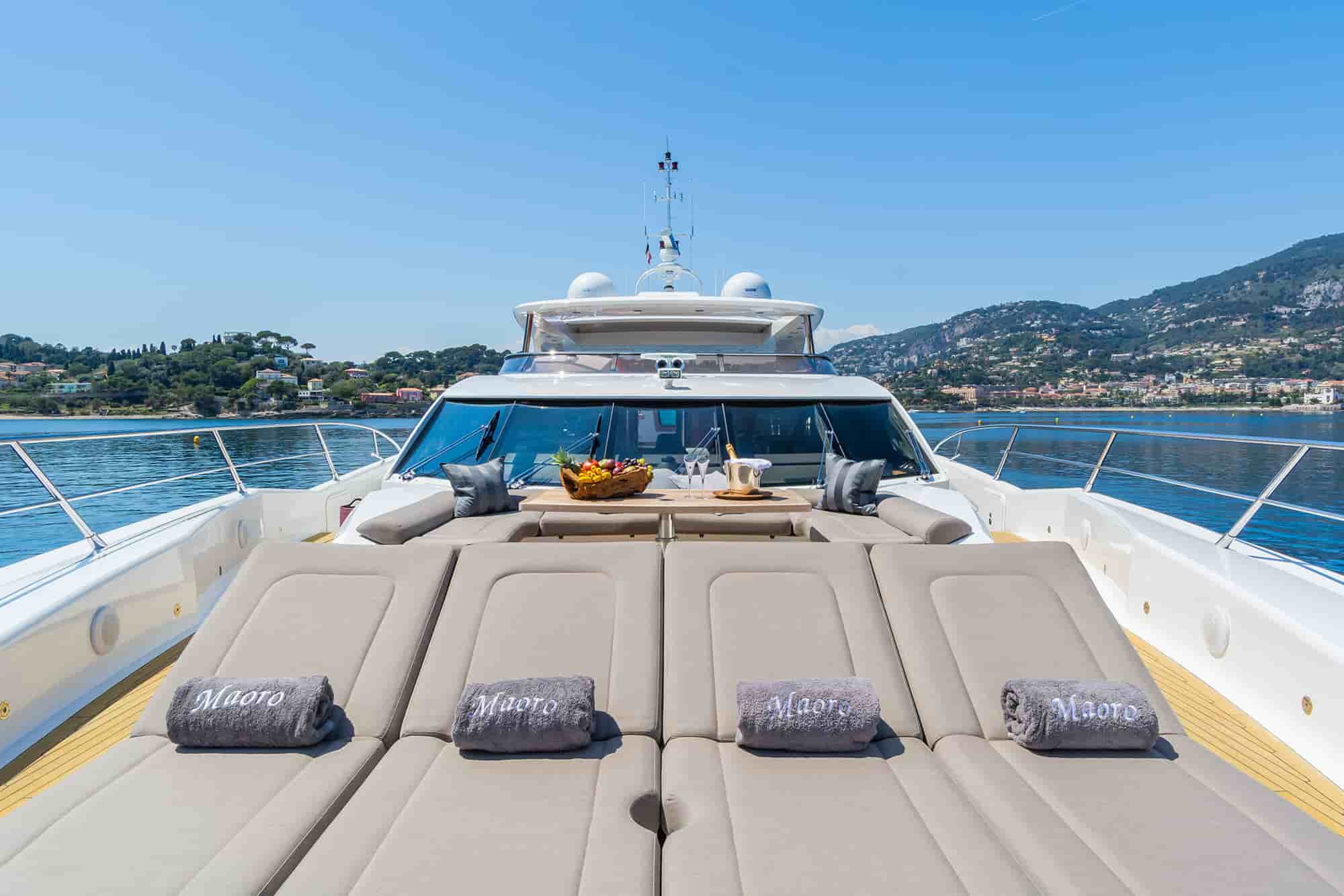 Sunseeker 115 Sport Yacht - View 25
