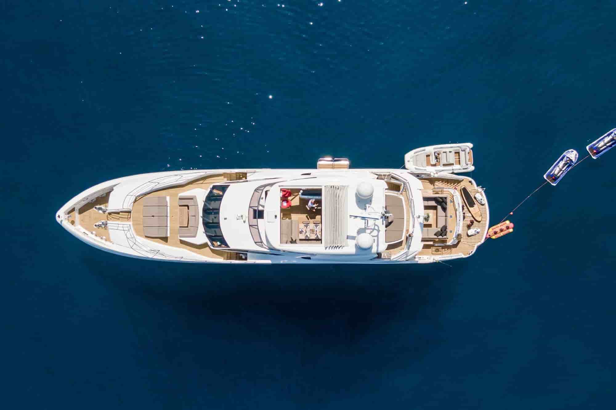 Sunseeker 115 Sport Yacht - View 4