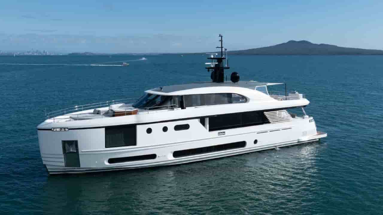 Azimut Magellano 30M - View 8