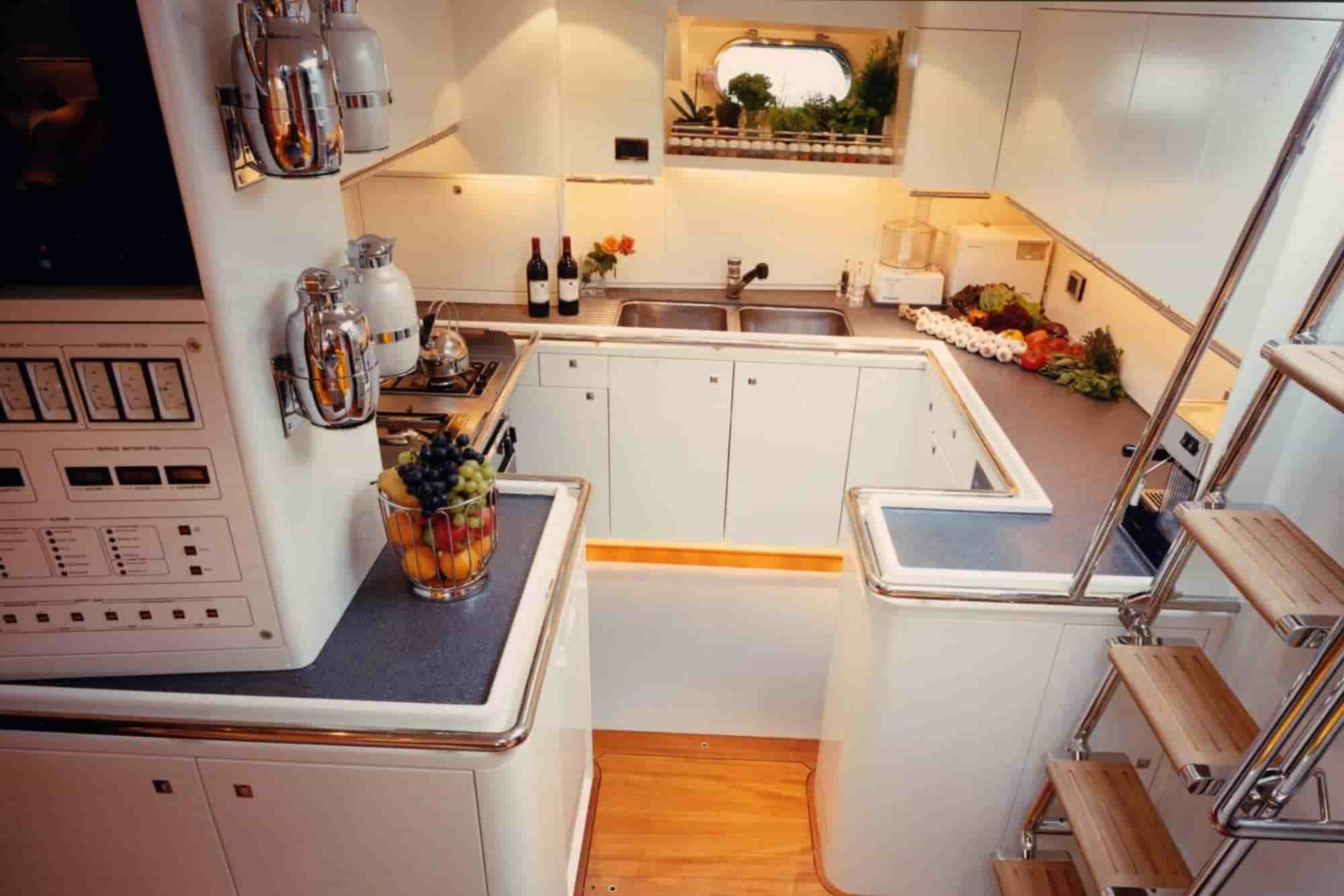 Royal Huisman 112 Sloop - View 31