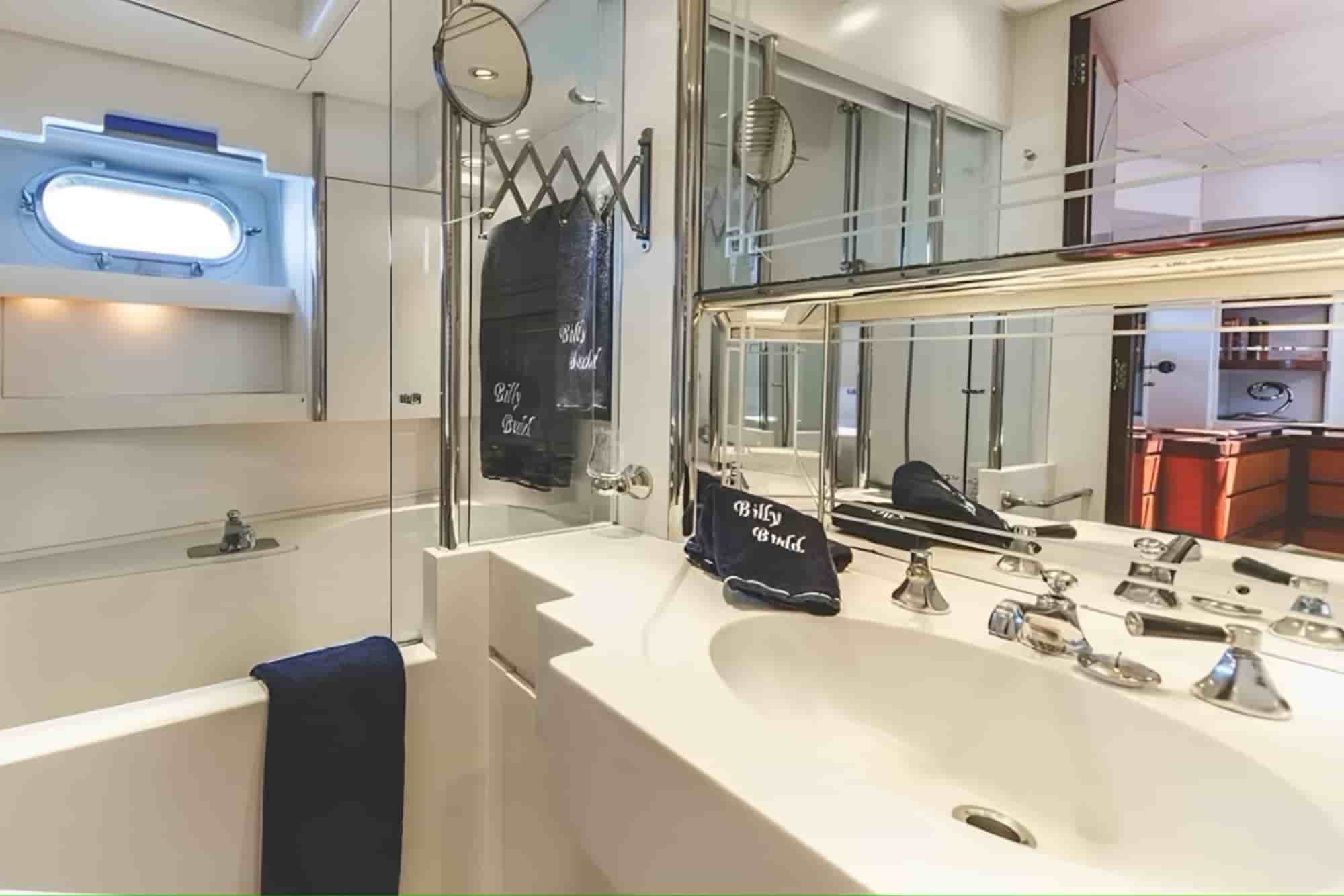 Royal Huisman 112 Sloop - View 34