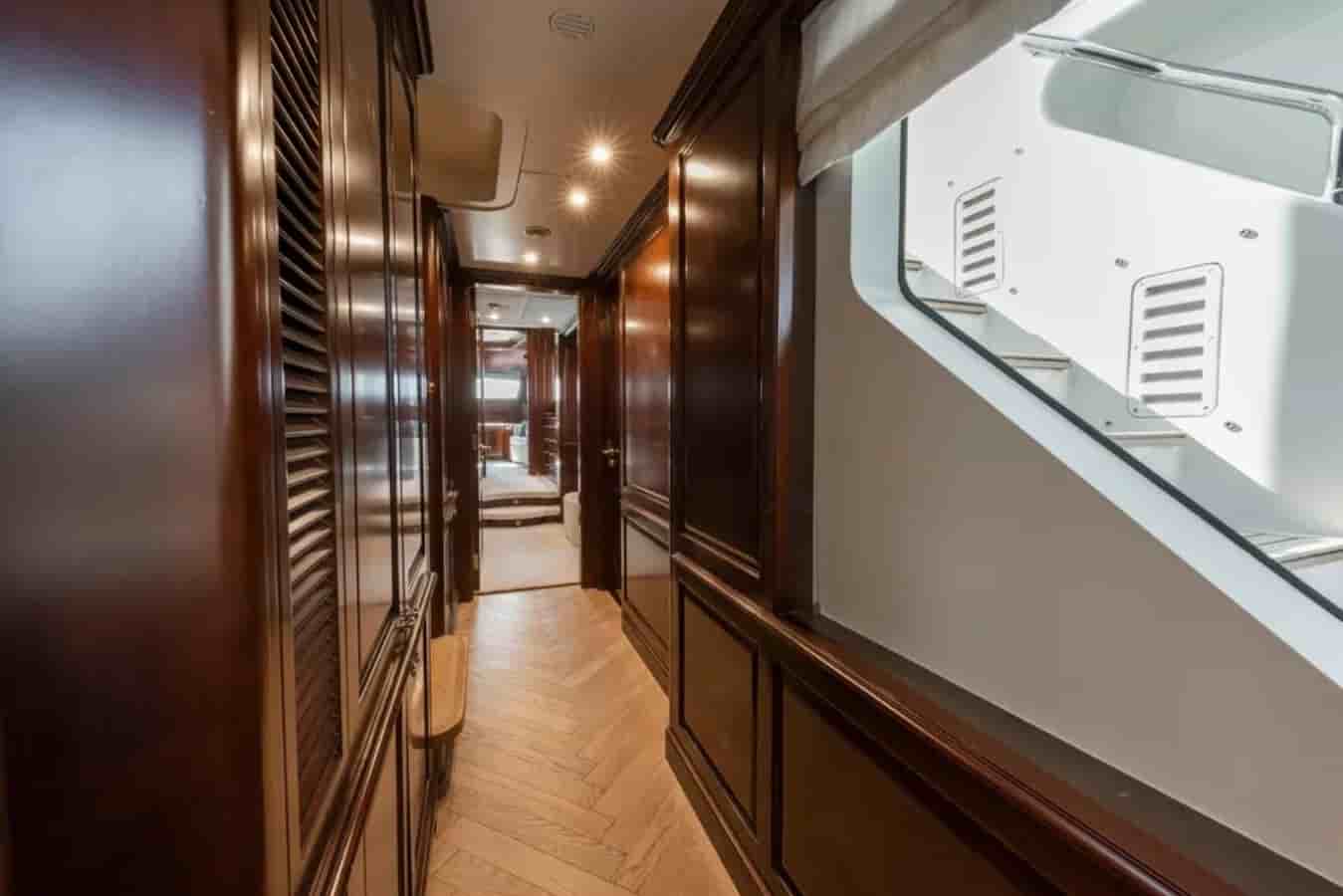 Benetti Classic 120 - View 36