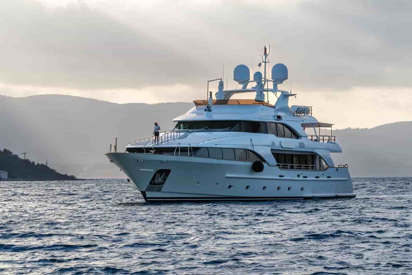 Benetti Classic 120 - View 8