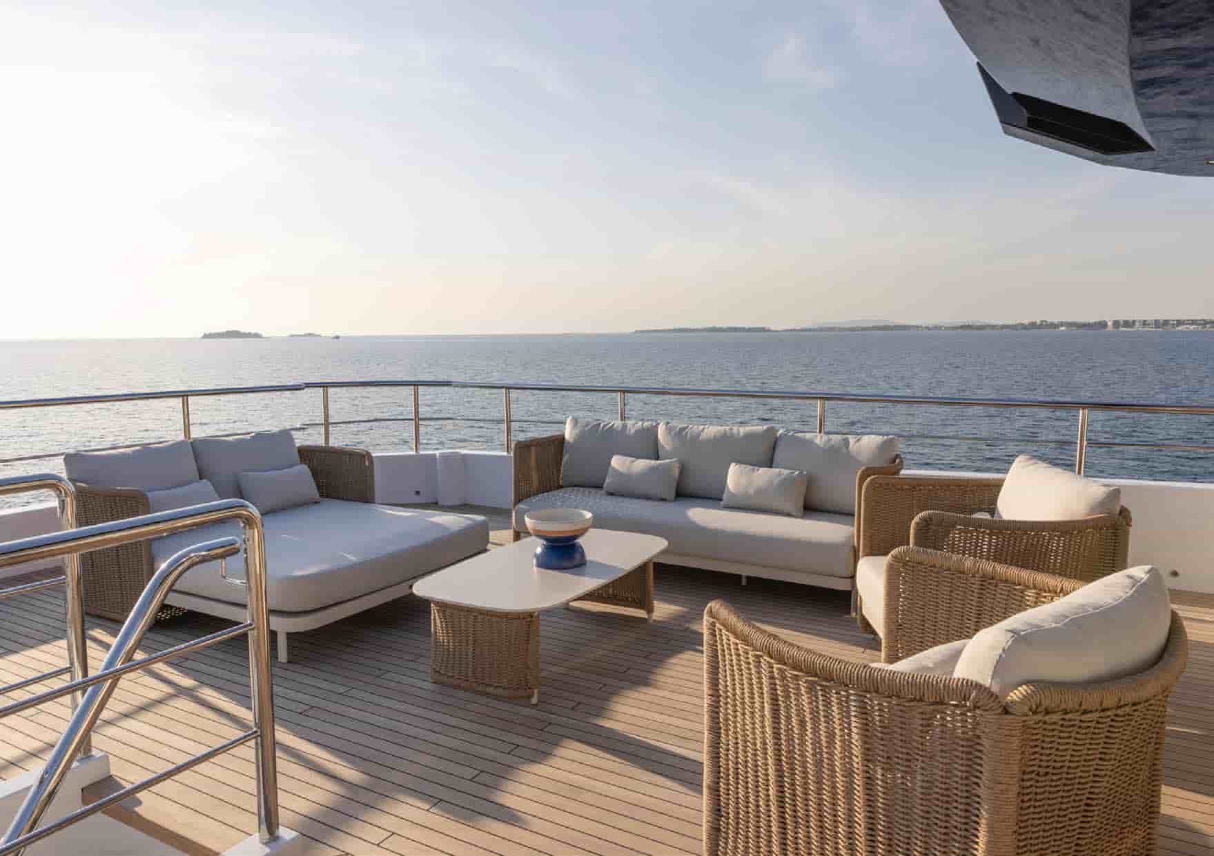 Bee Yacht 35M Explorer - View 11