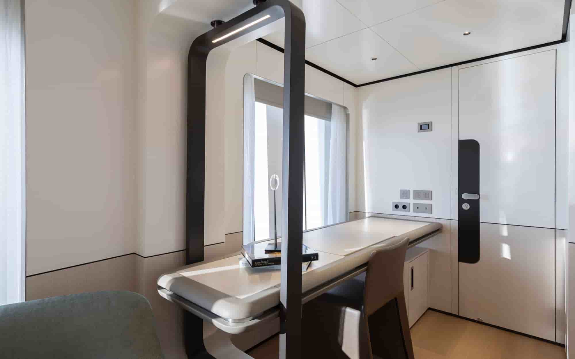 Bee Yacht 35M Explorer - View 22