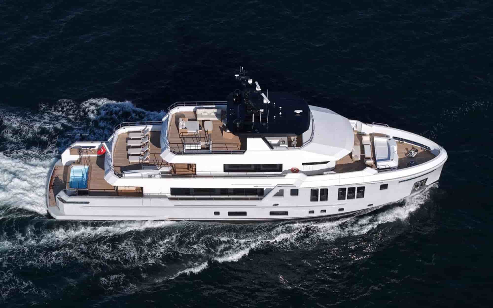 Bee Yacht 35M Explorer - View 3