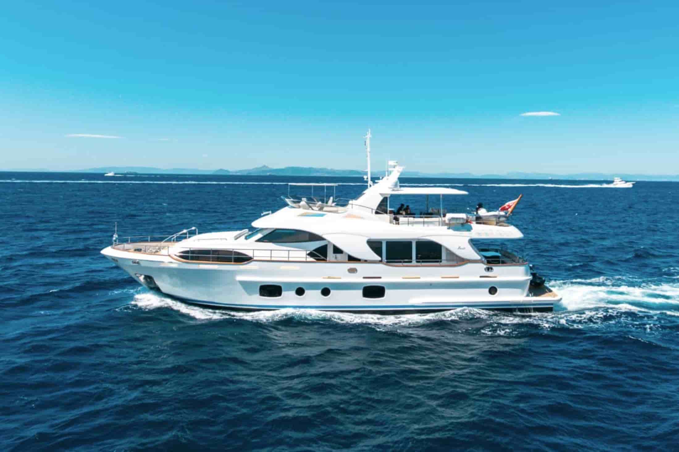 Benetti Legend 85 - View 13
