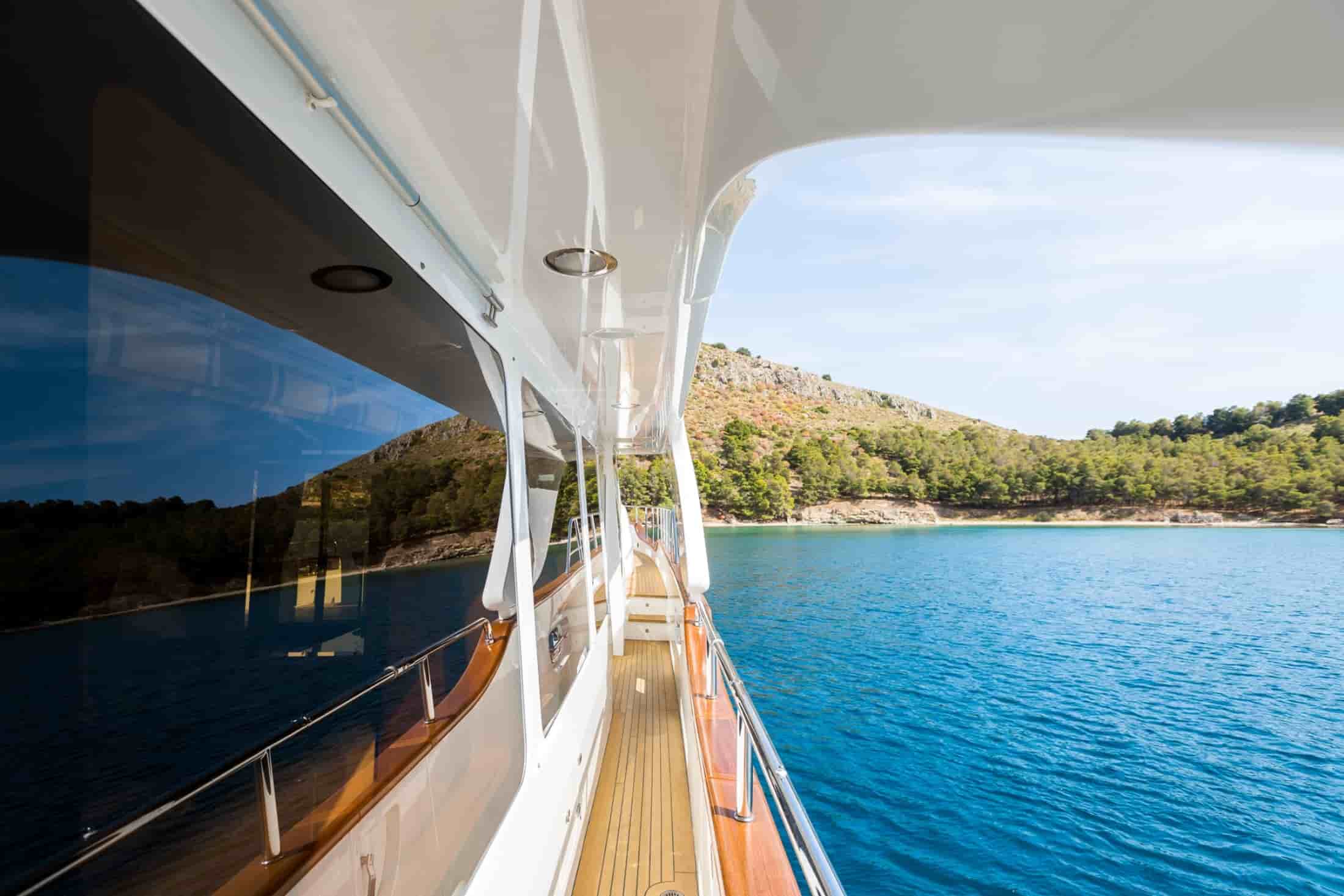 Benetti Legend 85 - View 21