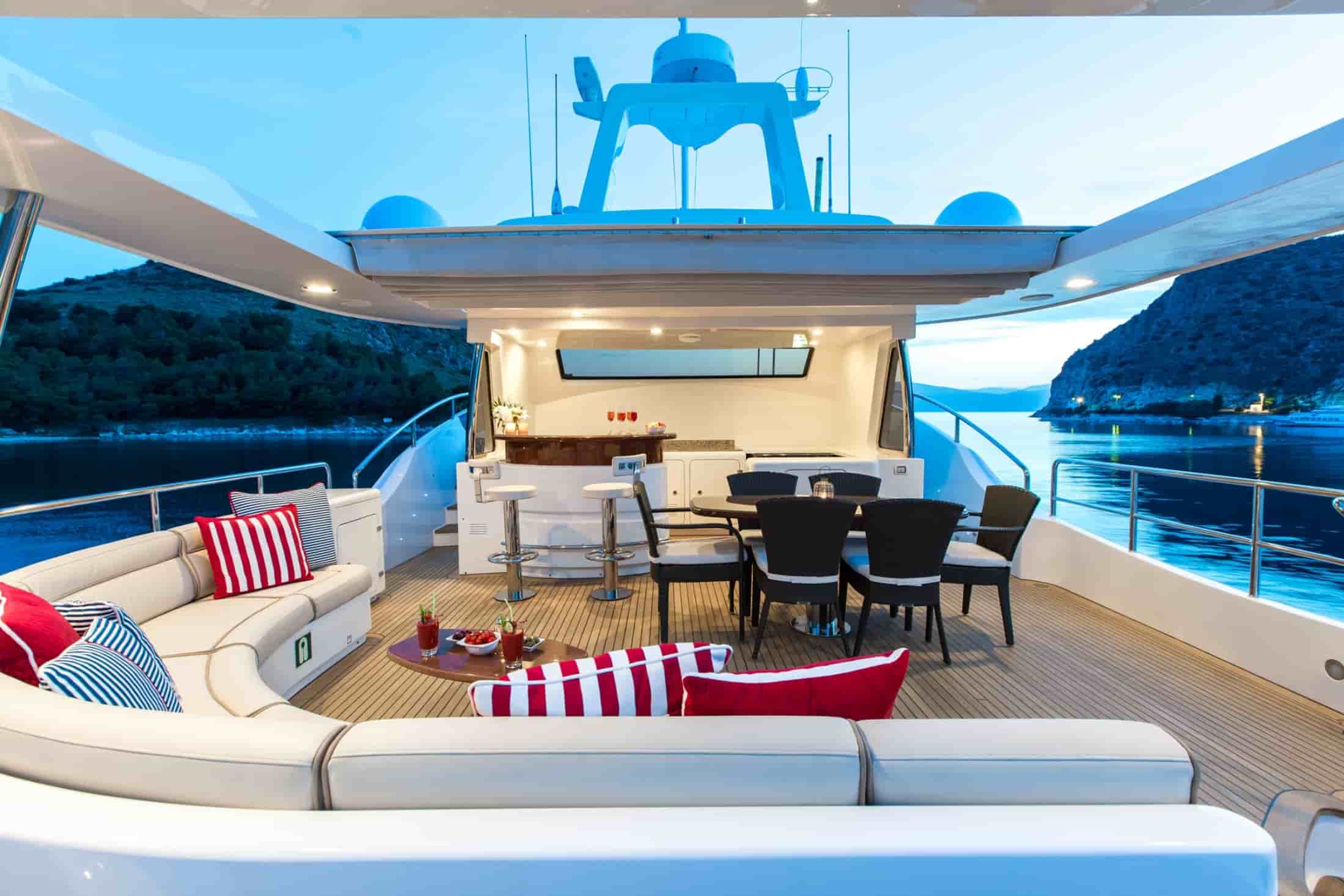 Benetti Legend 85 - View 24