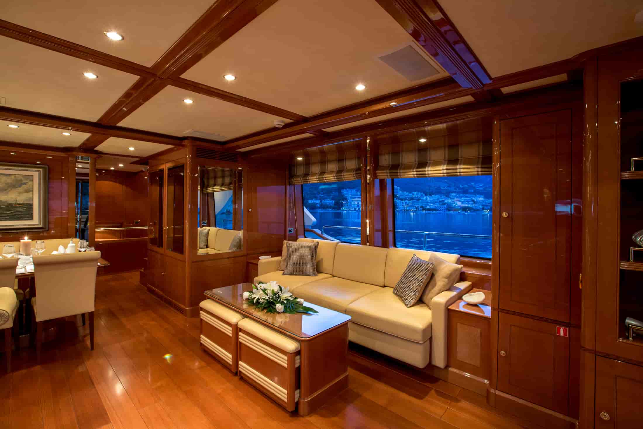 Benetti Legend 85 - View 35