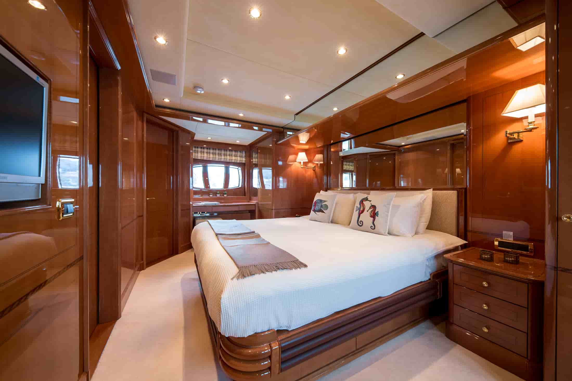 Benetti Legend 85 - View 46