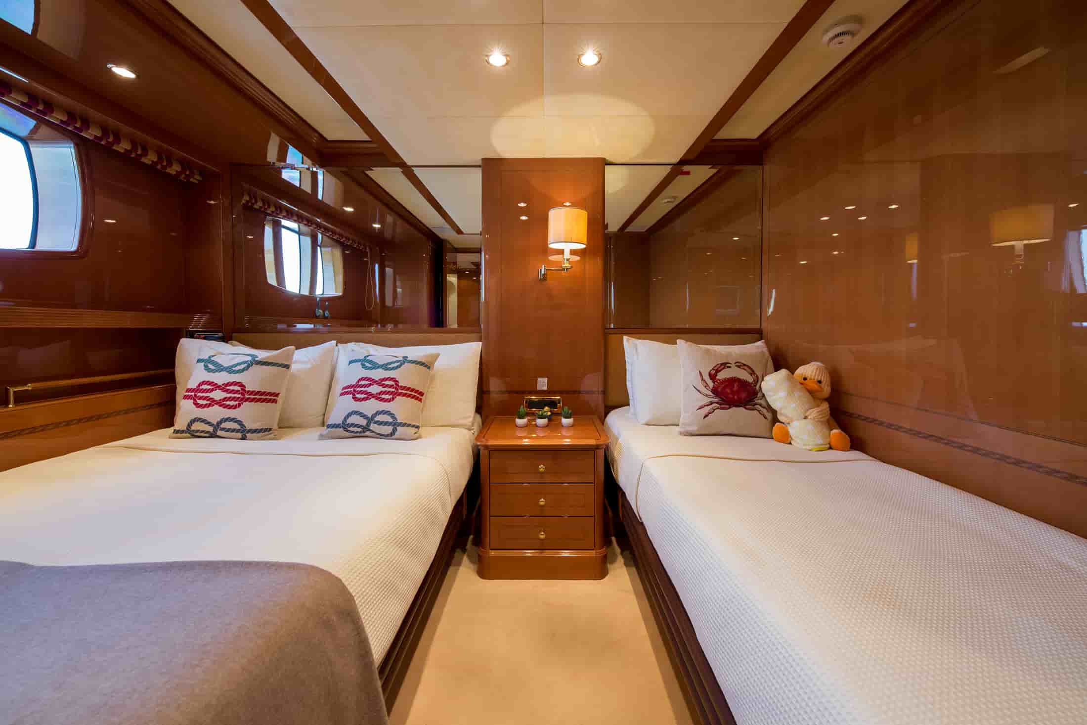 Benetti Legend 85 - View 49