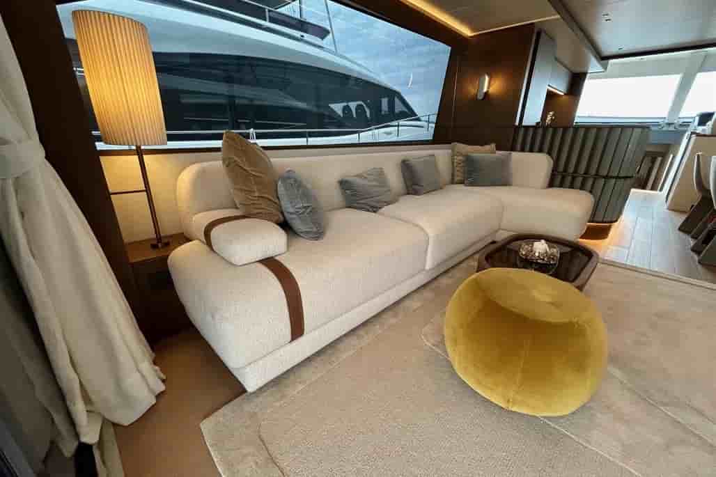 Azimut 72 Fly - View 10