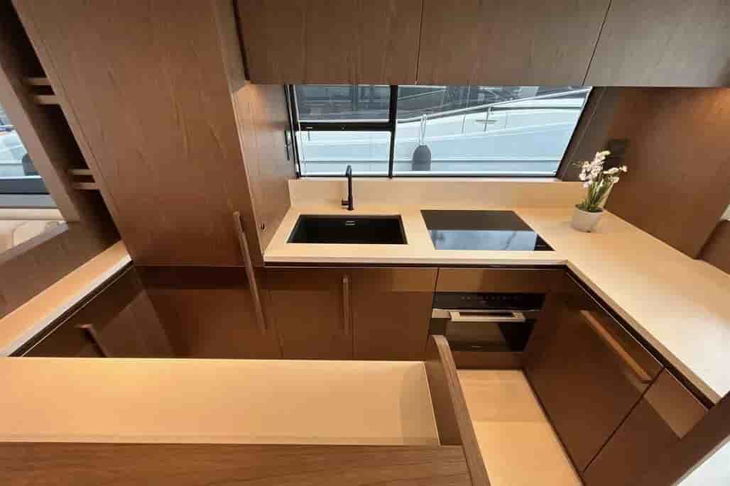 Azimut 72 Fly - View 14