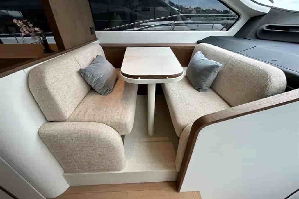 Azimut 72 Fly - View 15