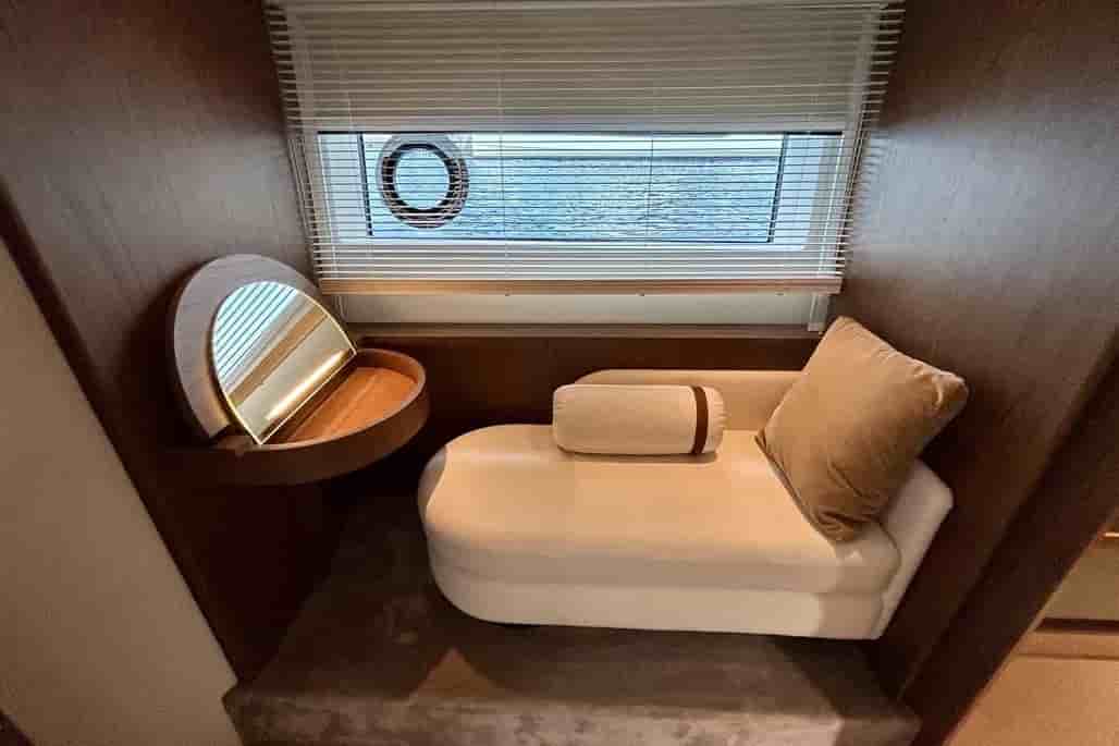 Azimut 72 Fly - View 20