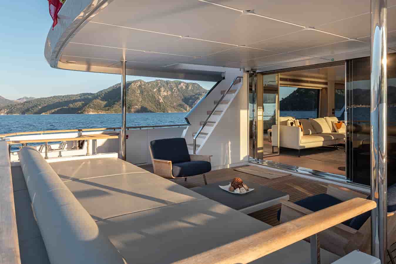 Ferretti Custom Line Navetta 30 - View 13