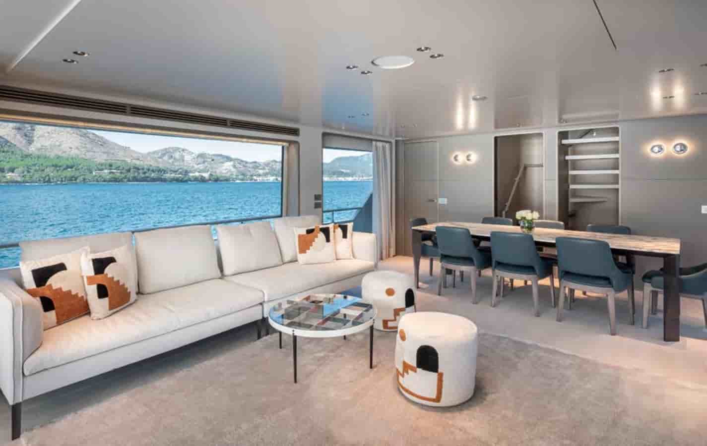 Ferretti Custom Line Navetta 30 - View 32