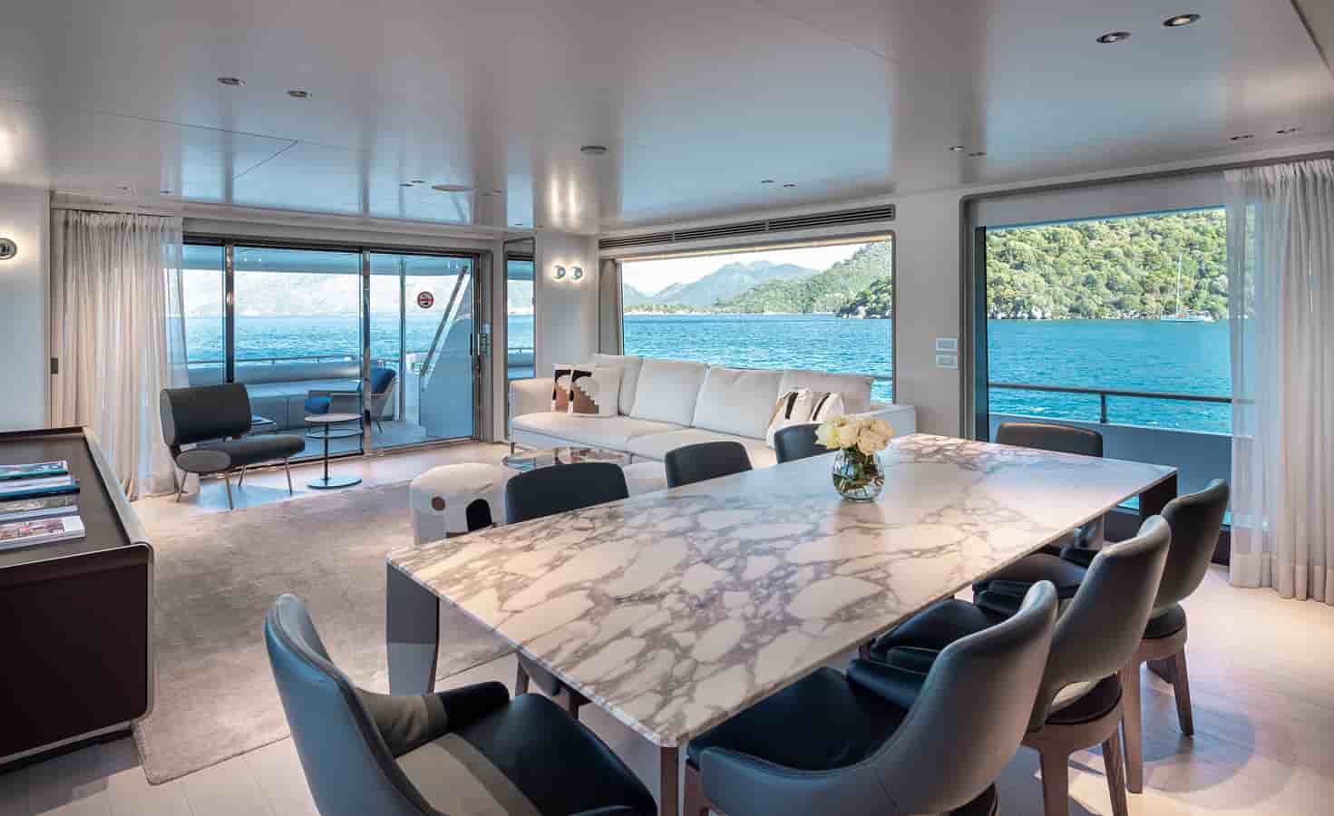 Ferretti Custom Line Navetta 30 - View 34