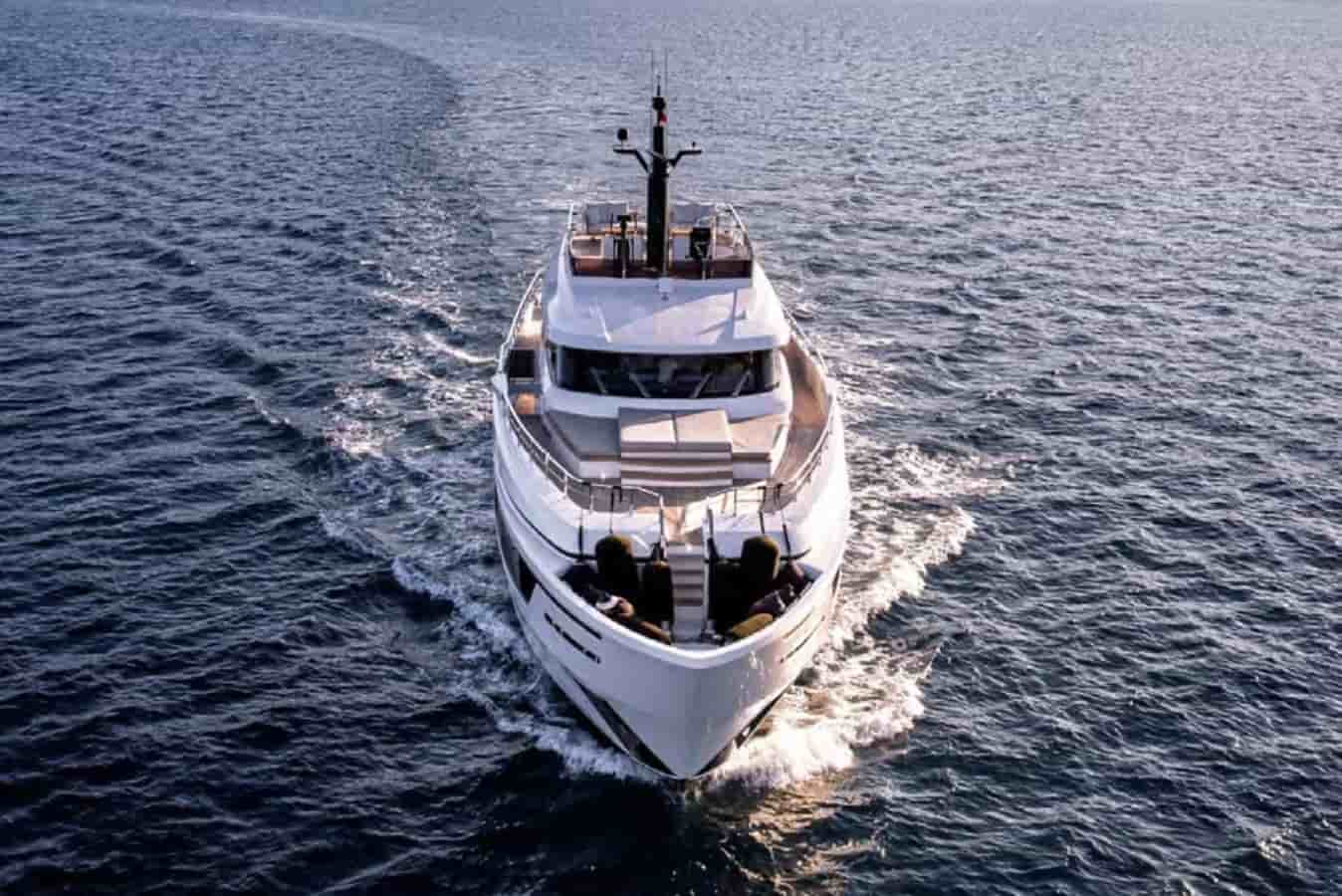 Ferretti Custom Line Navetta 30 - View 6