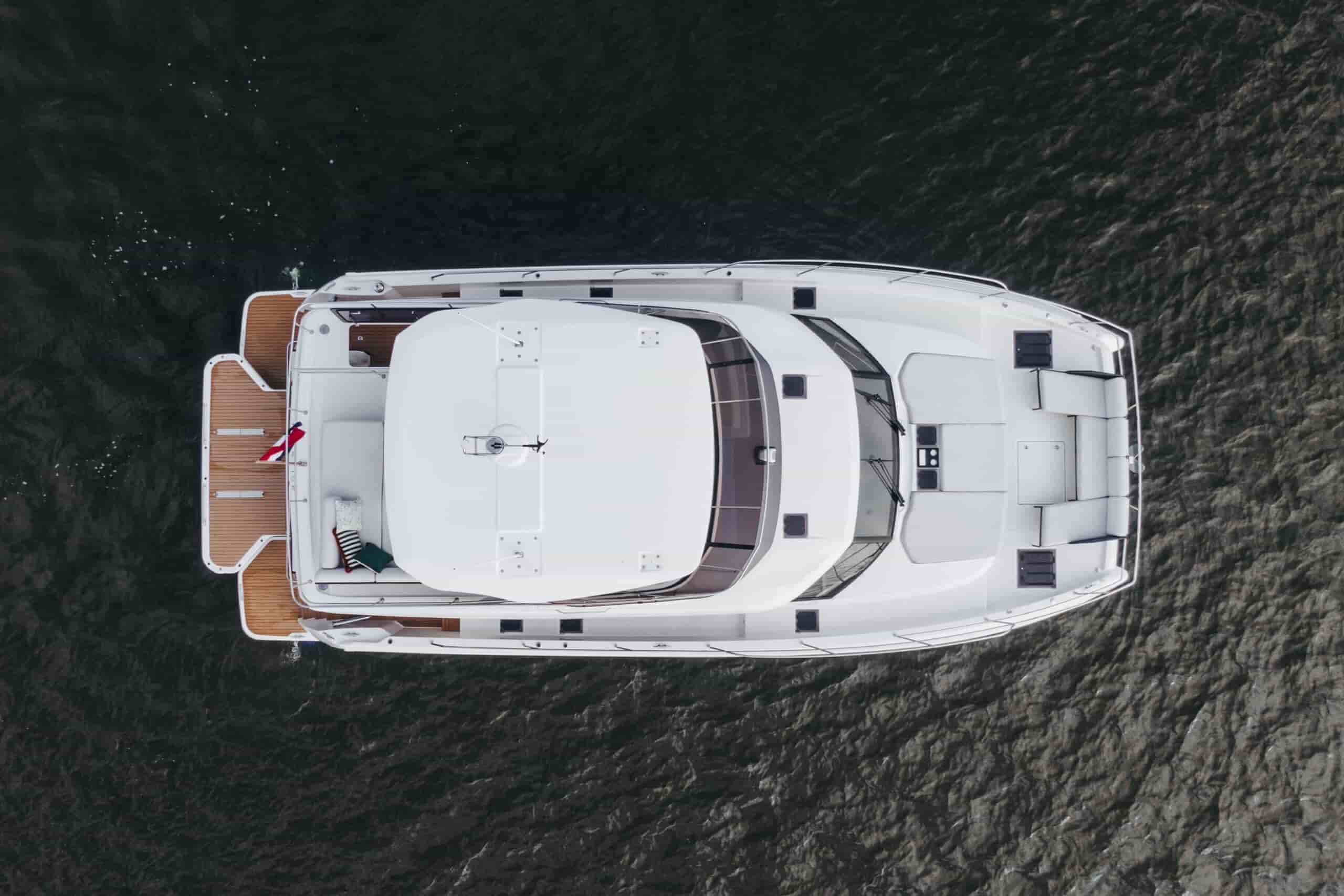 Prestige M48 Power Catamaran - View 12