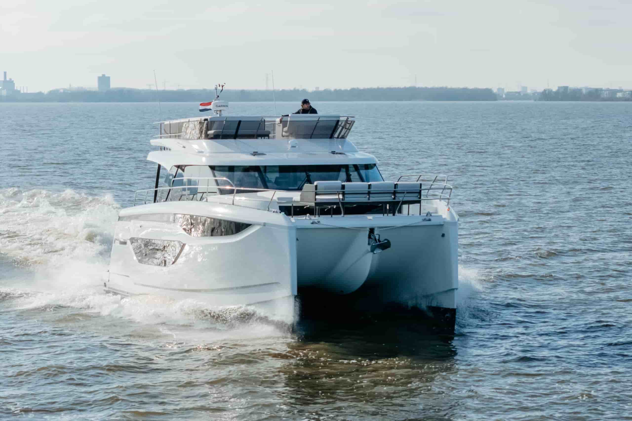 Prestige M48 Power Catamaran - View 4