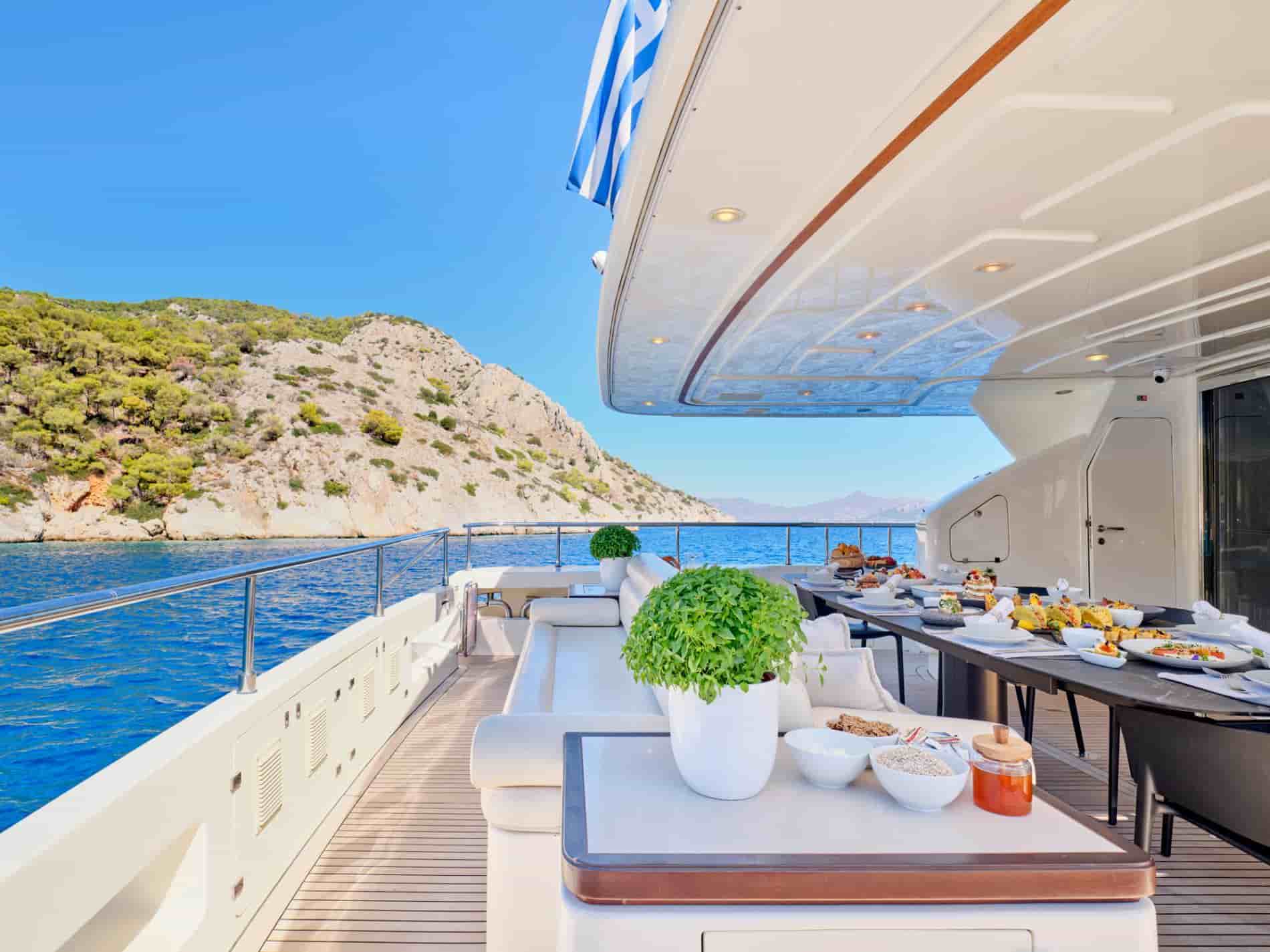 Ferretti Custom Line 97 - View 24