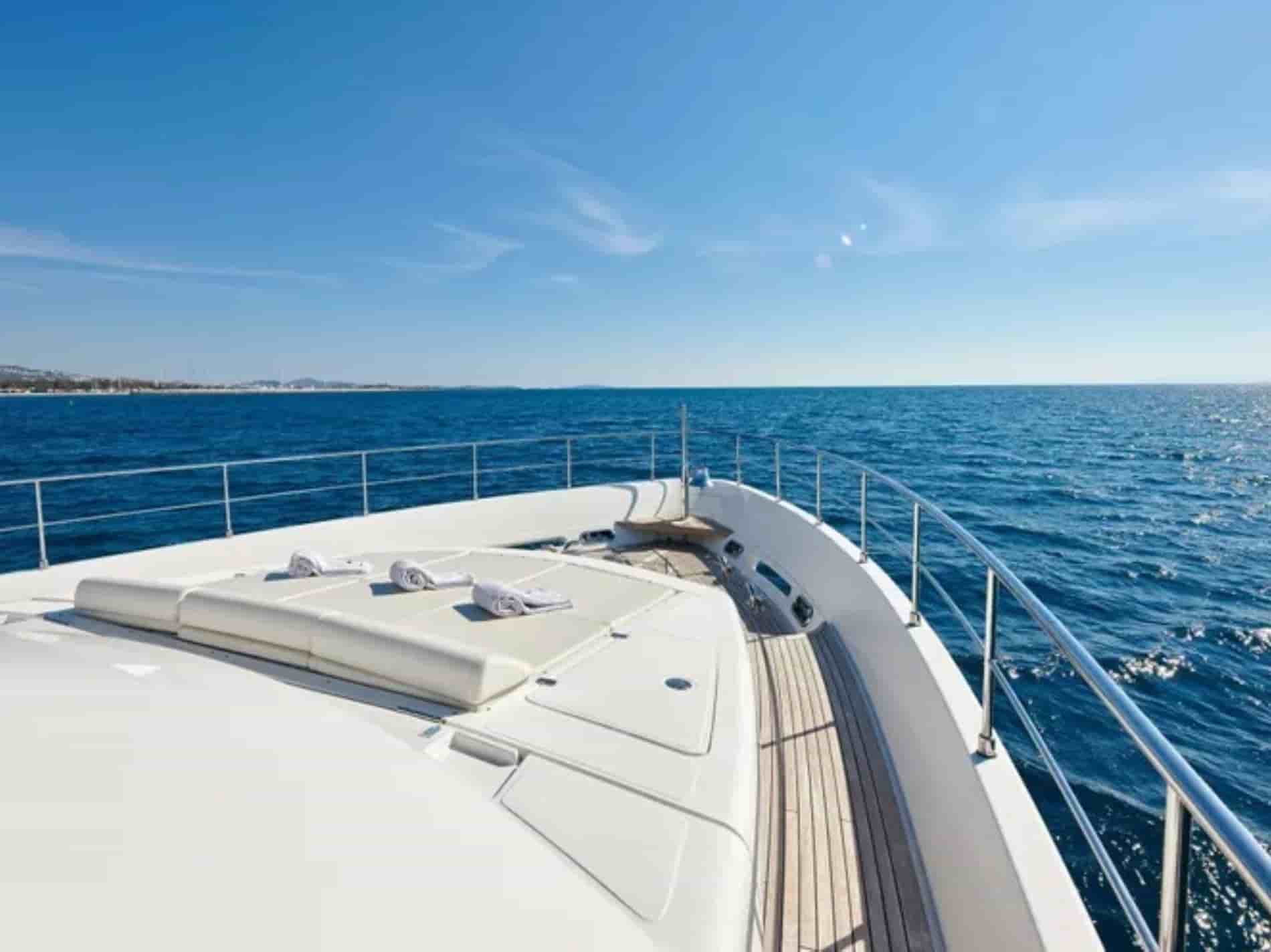 Ferretti Custom Line 97 - View 26