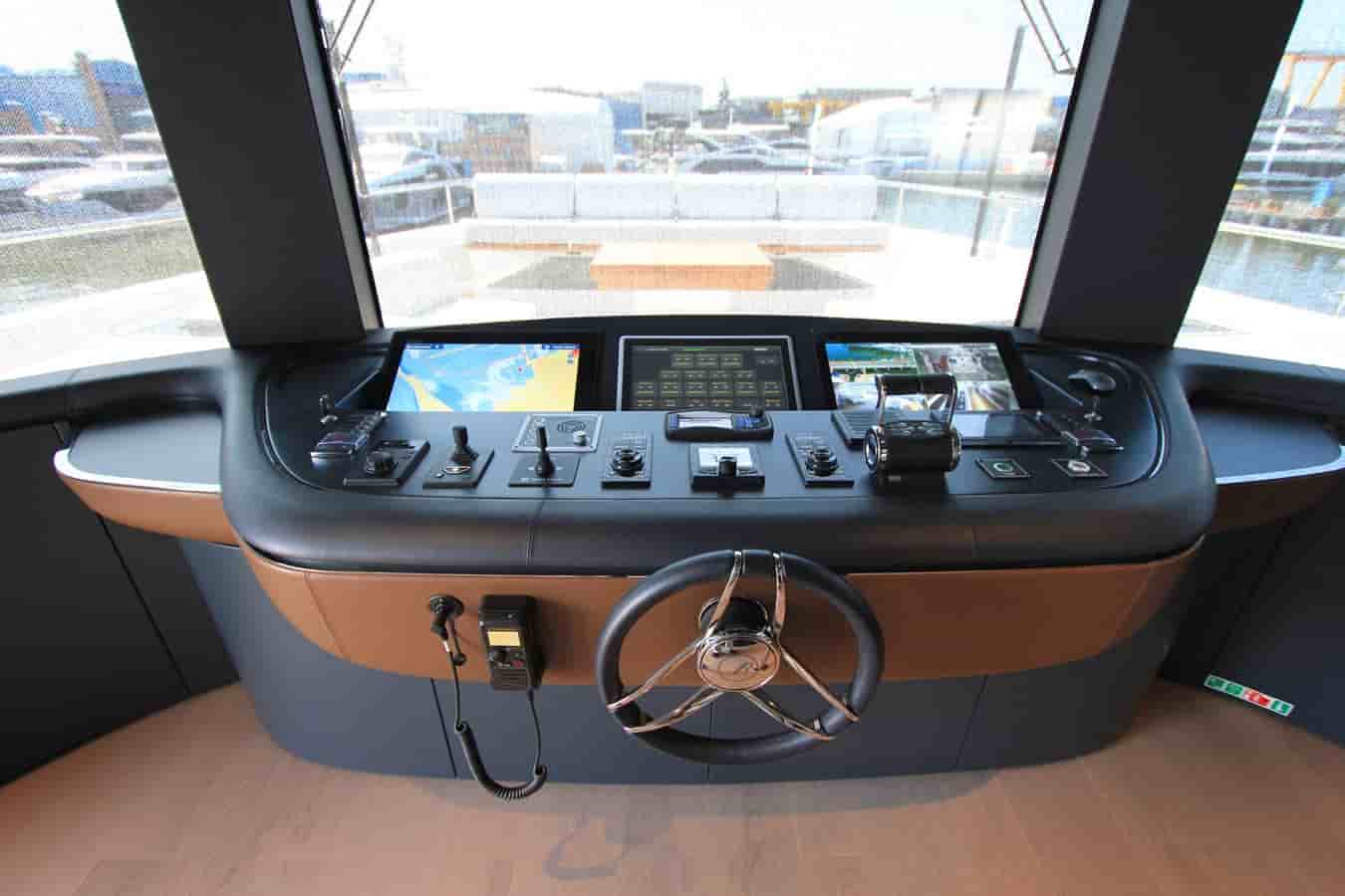 Benetti Oasis 34M - View 23