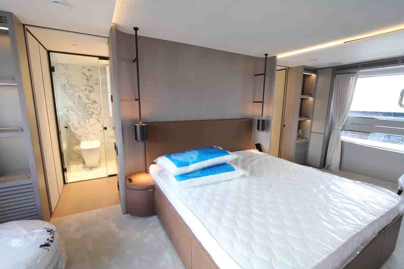 Benetti Oasis 34M - View 39