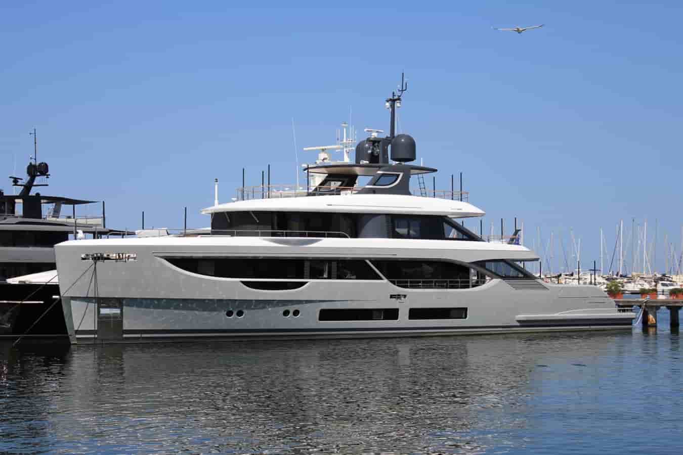 Benetti Oasis 34M - View 5