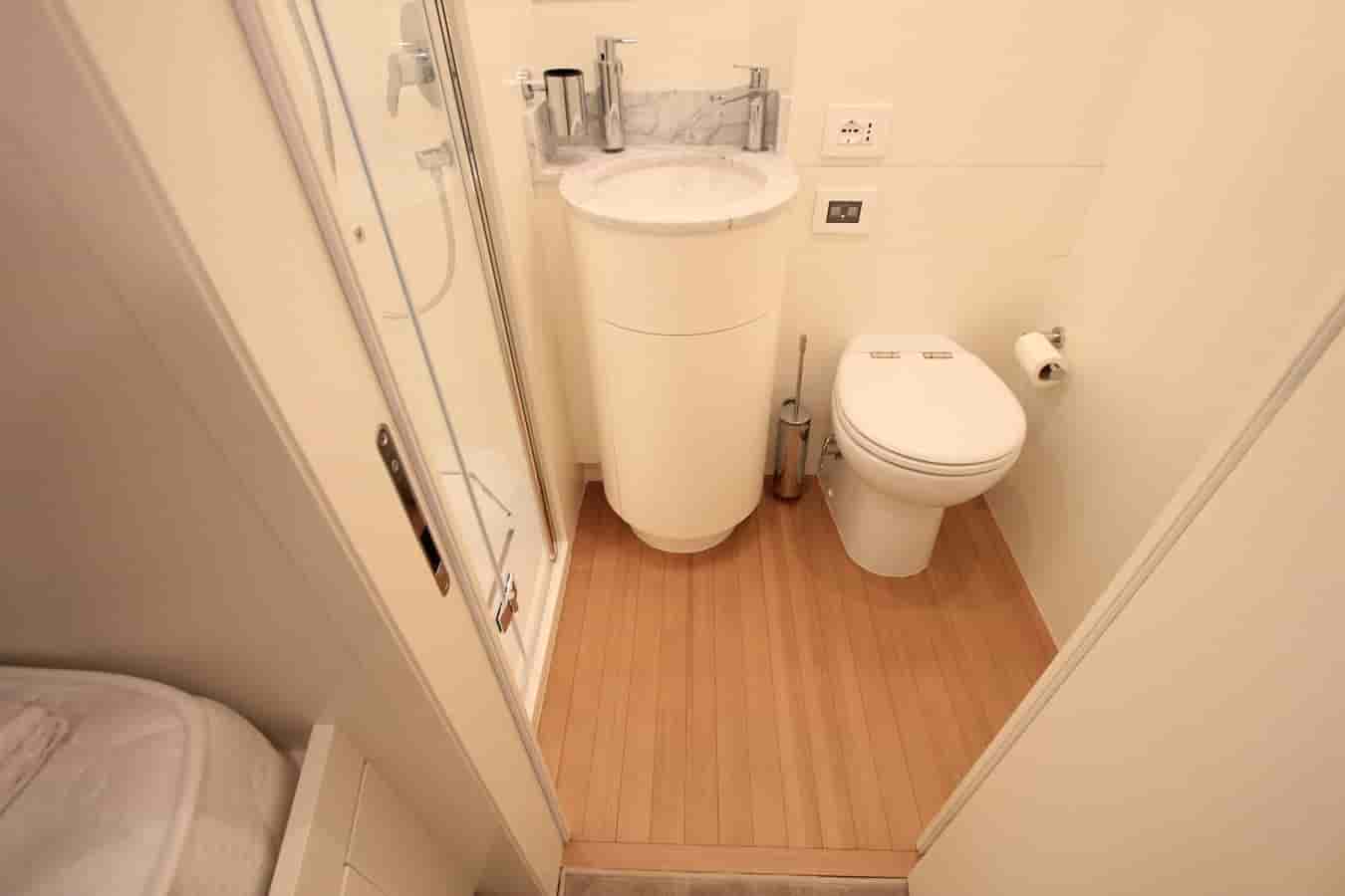 Benetti Oasis 34M - View 60