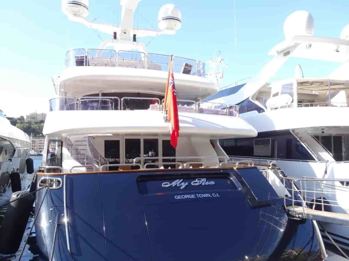 Benetti Vision 145 - View 6