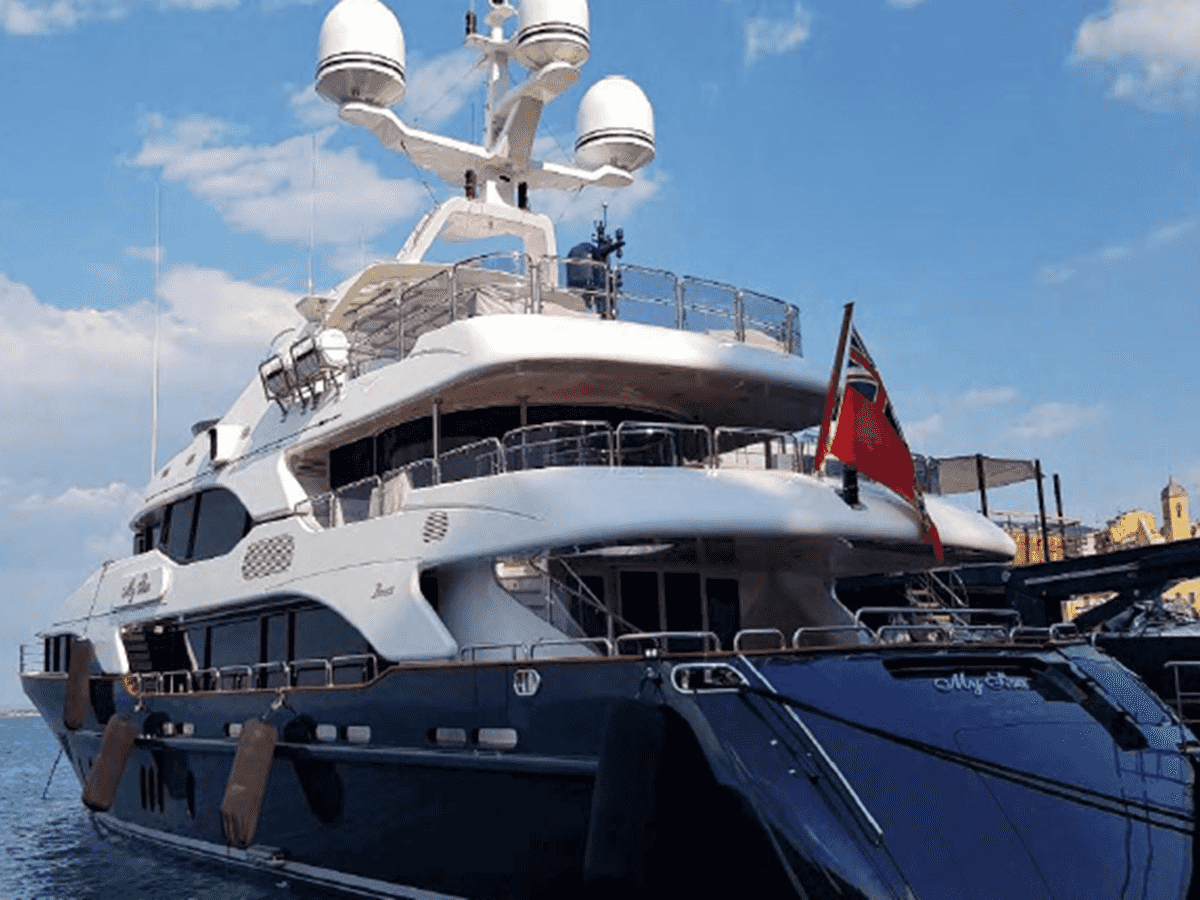 Benetti Vision 145 - View 7