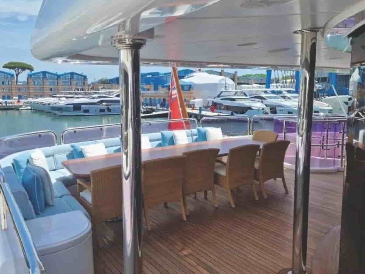 Benetti Vision 145 - View 9