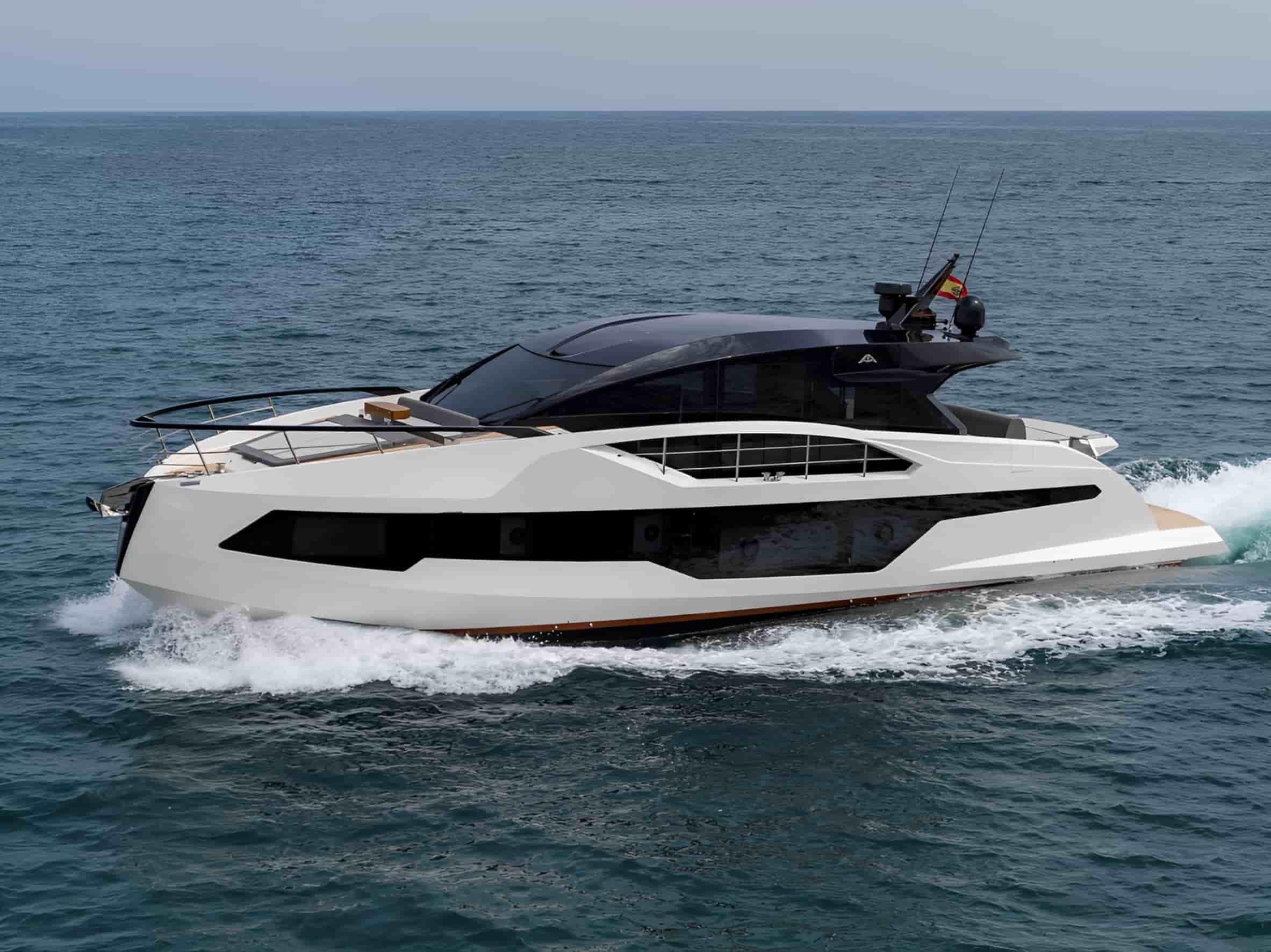 Astondoa 677 Coupe - View 10