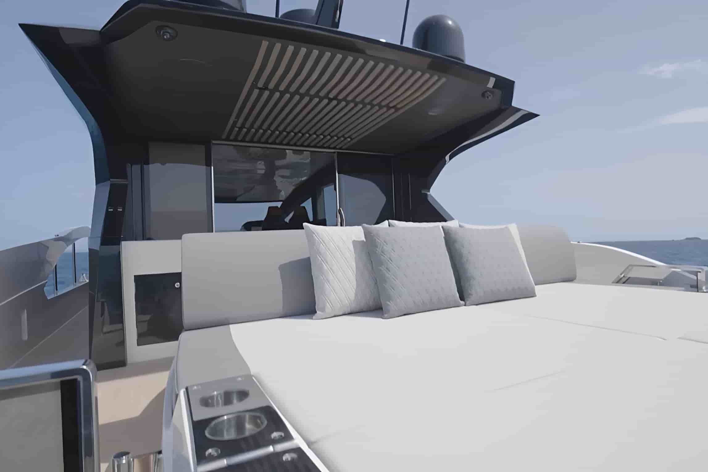 Astondoa 677 Coupe - View 15