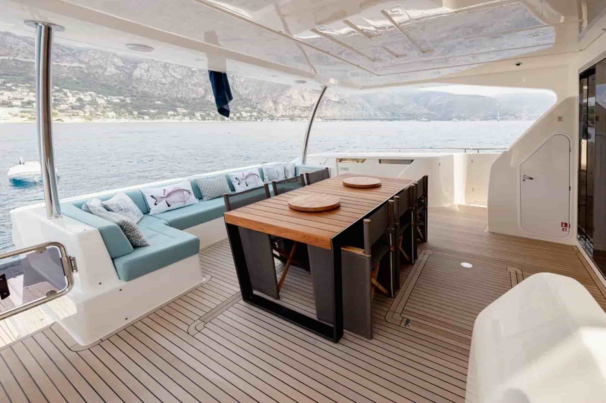 Ferretti 960 - View 11