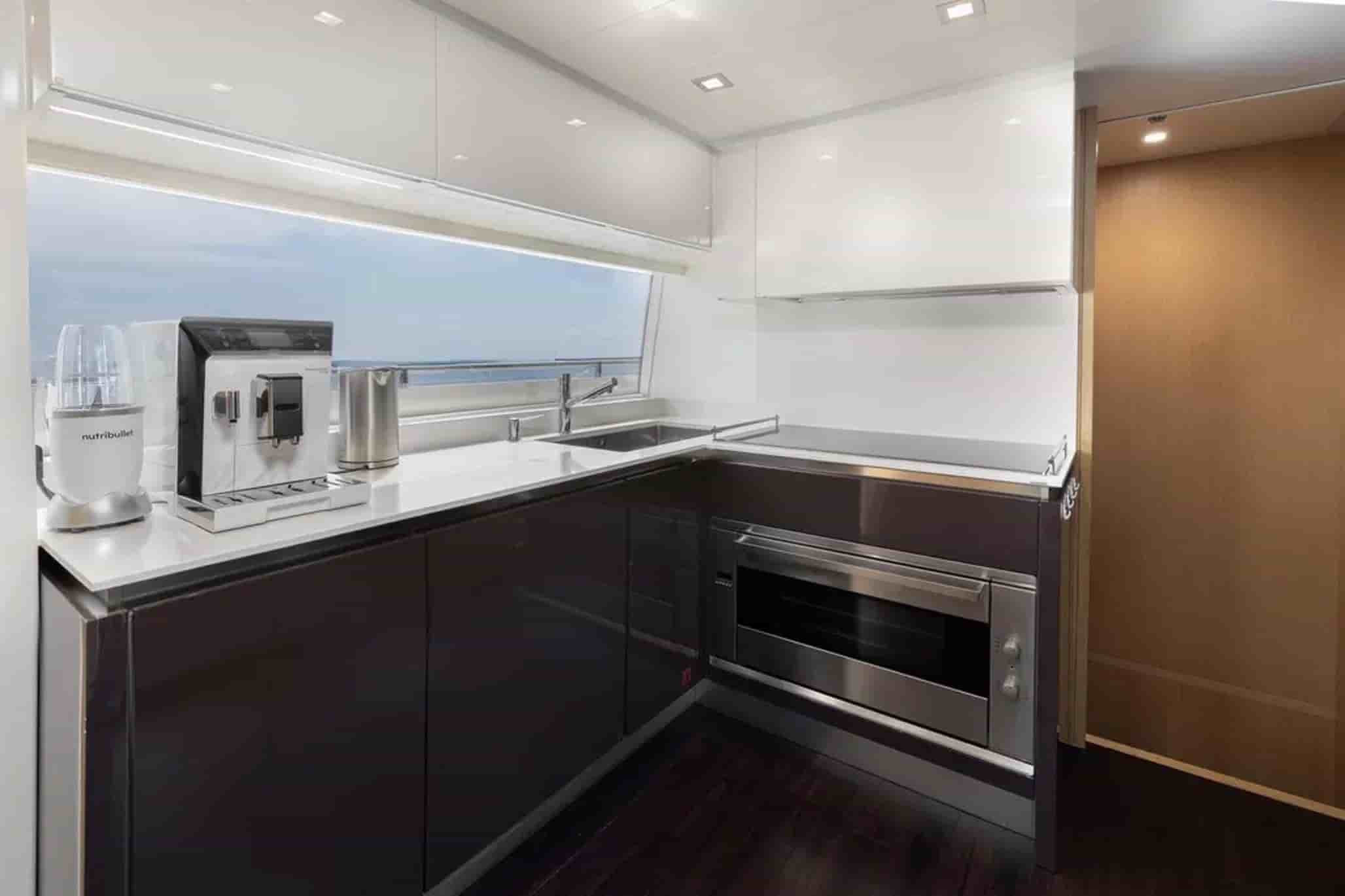 Ferretti 960 - View 28