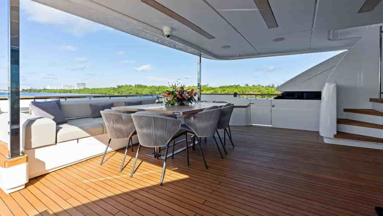 Custom Line Navetta 37 - View 12