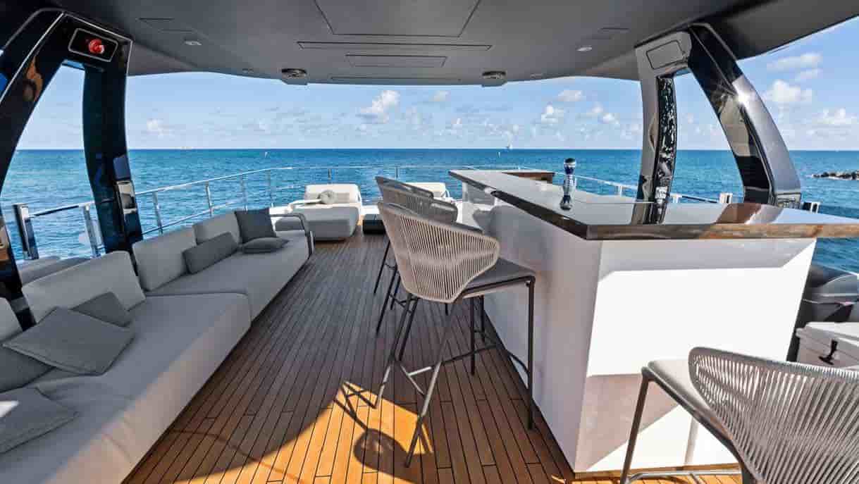 Custom Line Navetta 37 - View 18