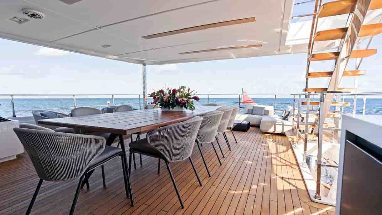 Custom Line Navetta 37 - View 25