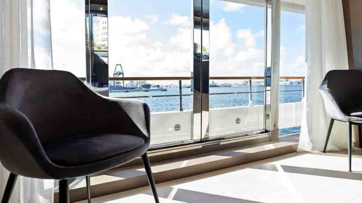 Custom Line Navetta 37 - View 40