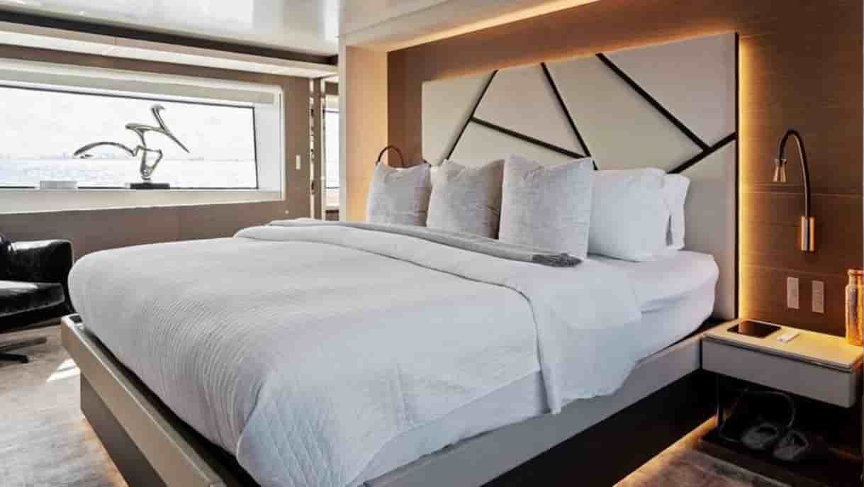 Custom Line Navetta 37 - View 44