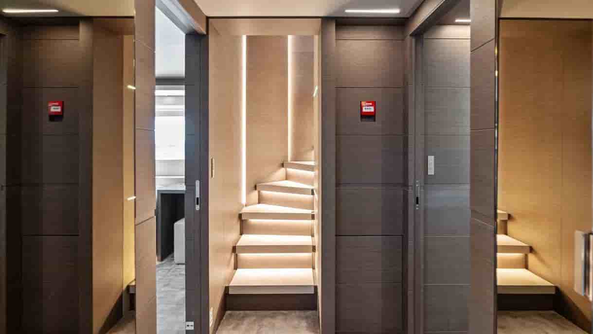 Custom Line Navetta 37 - View 46