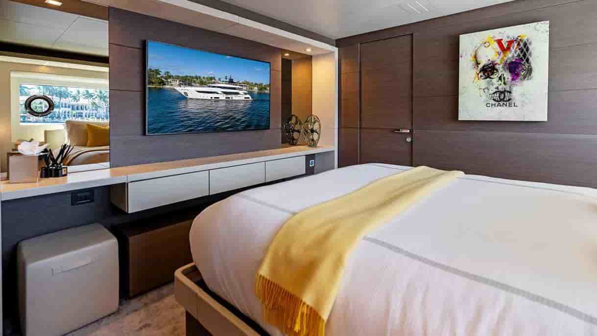 Custom Line Navetta 37 - View 48