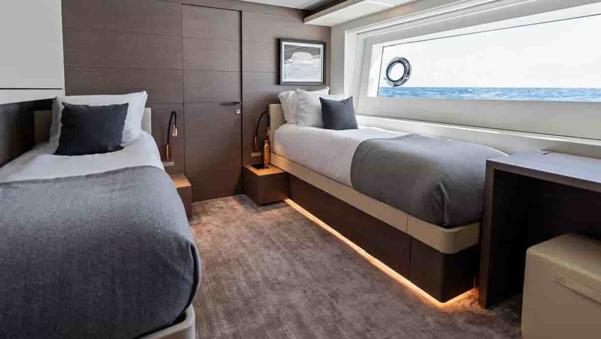 Custom Line Navetta 37 - View 54