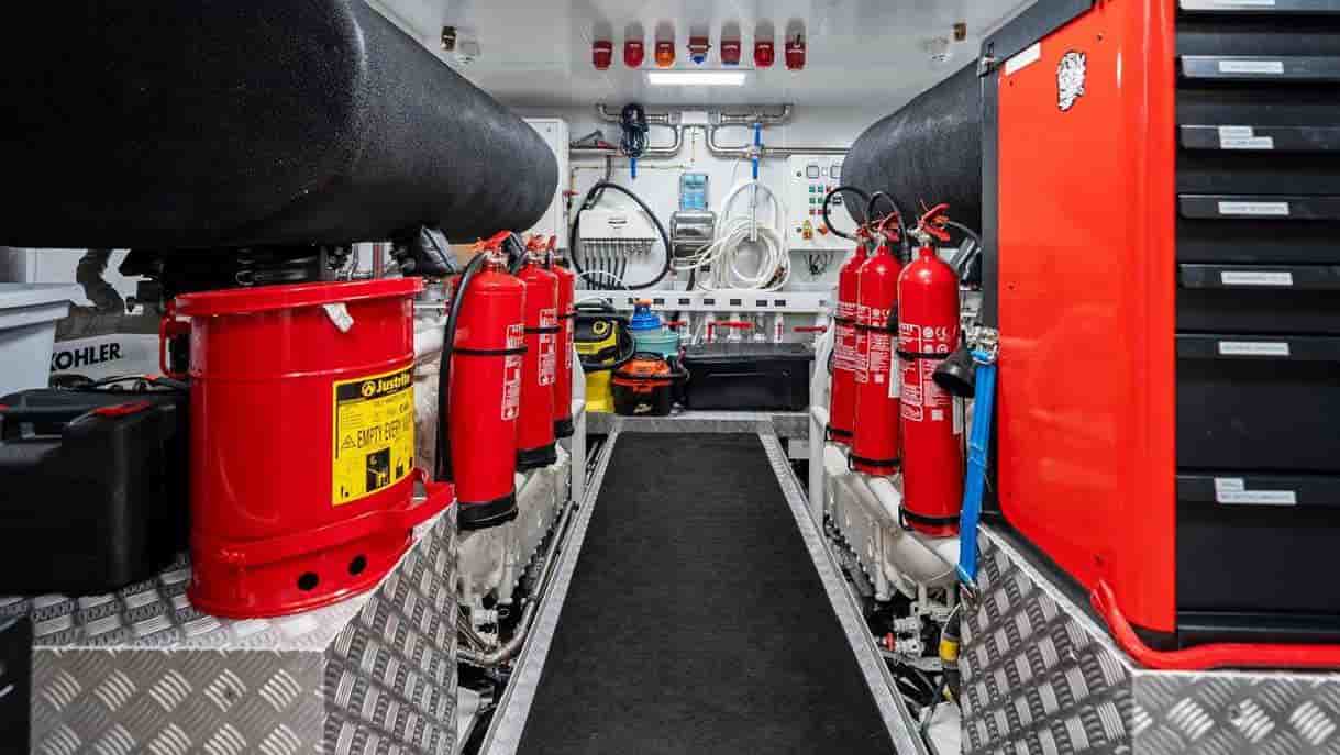 Custom Line Navetta 37 - View 59