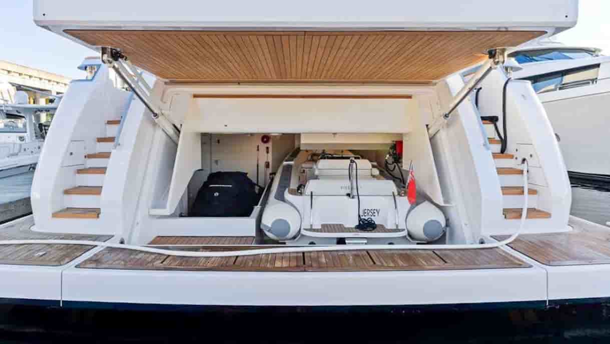 Custom Line Navetta 37 - View 9