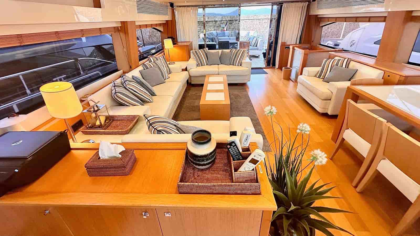 Sunseeker Predator 84 - View 28